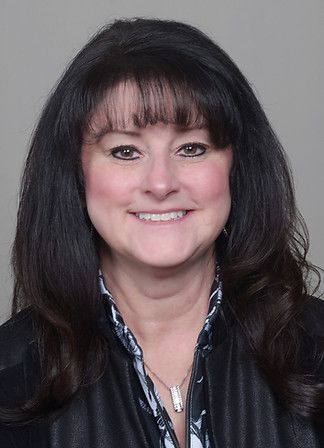 Portrait of a smiling woman